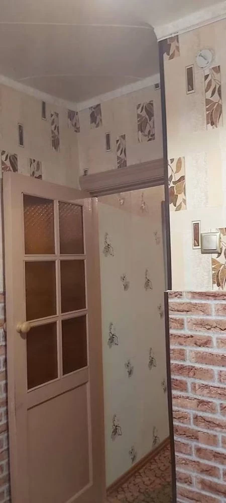 Продаж трикімнатноі квартири. За адресою проспект Соборний 6