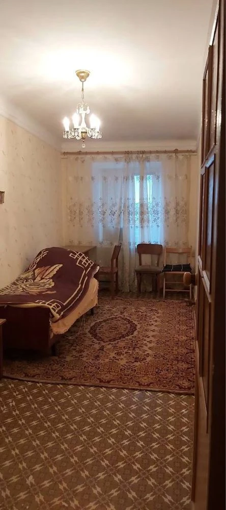Продаж трикімнатноі квартири. За адресою проспект Соборний 6
