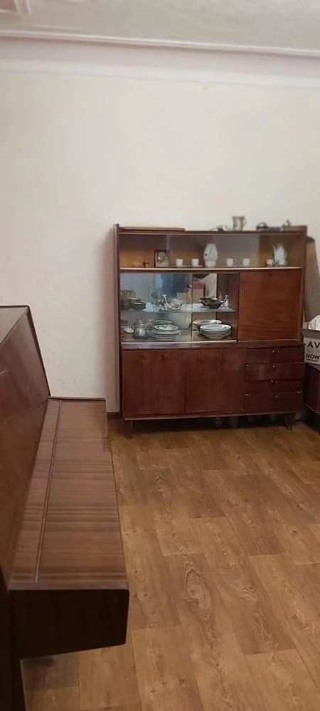 Продаж трикімнатноі квартири. За адресою проспект Соборний 6