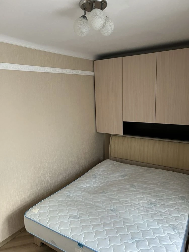 Продам 3 кімнатну квартиру з індивідуальним газовим опалення