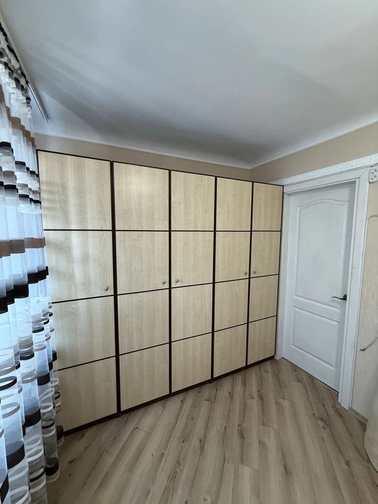 Продам 3 кімнатну квартиру з індивідуальним газовим опалення