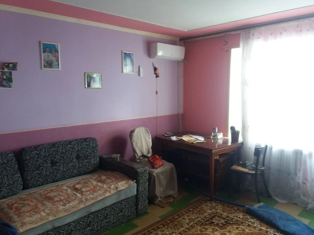 Простора 3-кімнатна квартира в чудовому районі! Заходь і жив