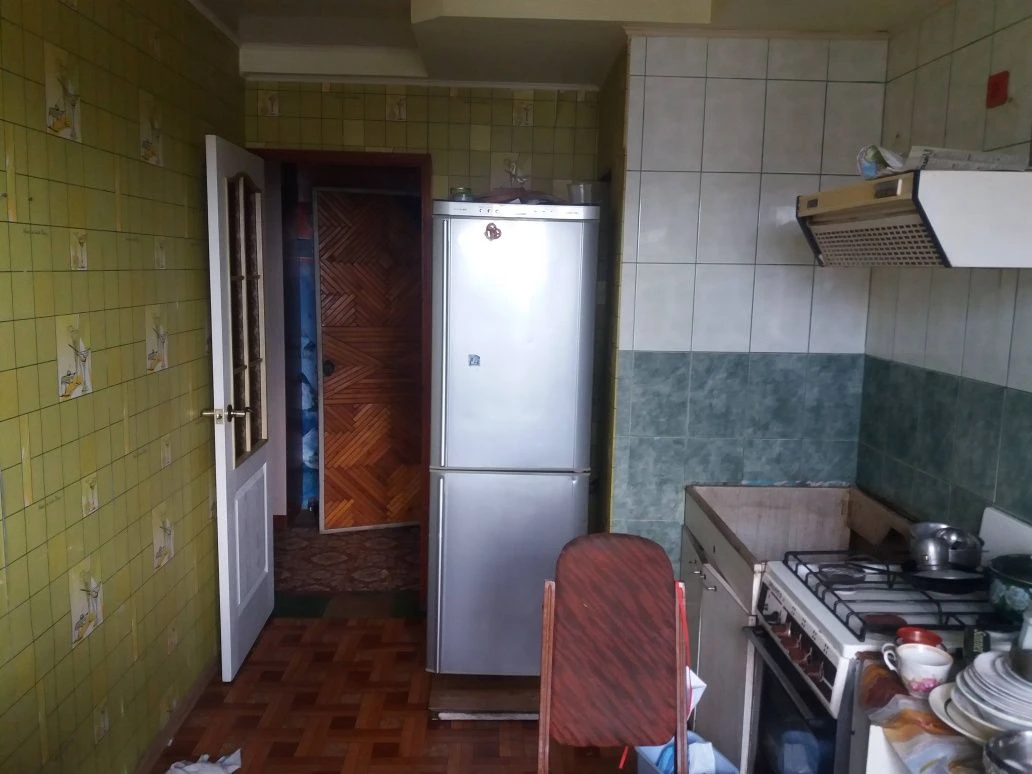 Простора 3-кімнатна квартира в чудовому районі! Заходь і жив