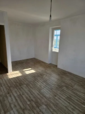 Однокімнатна квартира, АТБ 6-го Грудня