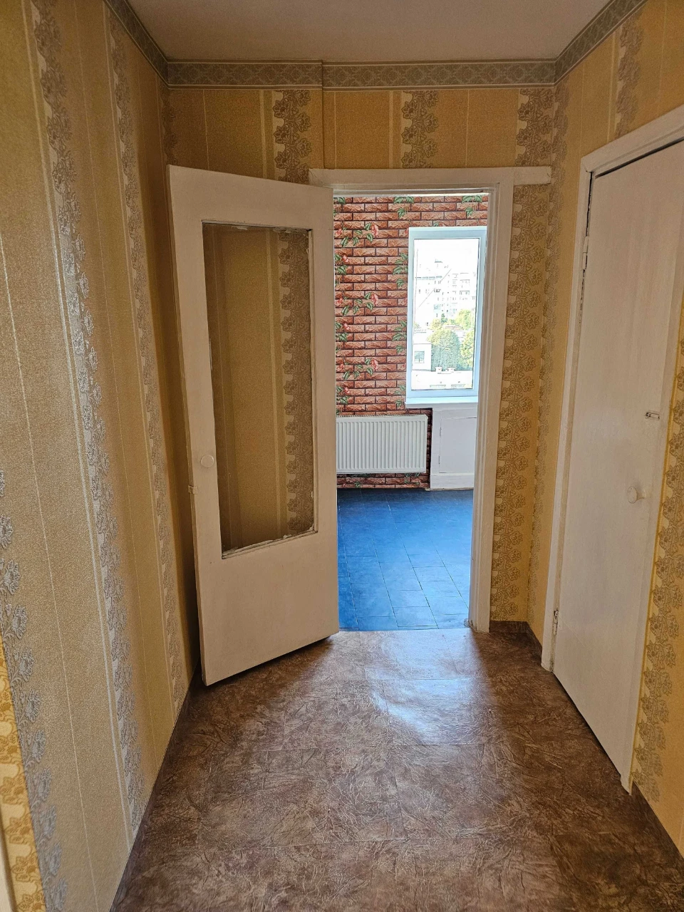 Однокімнатна квартира, АТБ 6-го Грудня