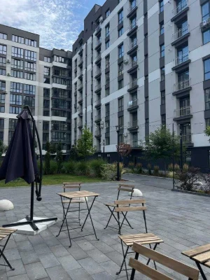 Продається 2 кімнатна квартира в ЖК Козацький. Секція на зда