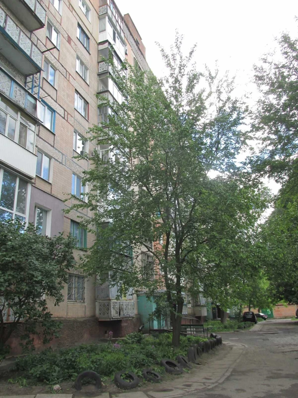 Продам 2 кімнатну квартиру по вул. Мазепи ( р-н Баму - Марке