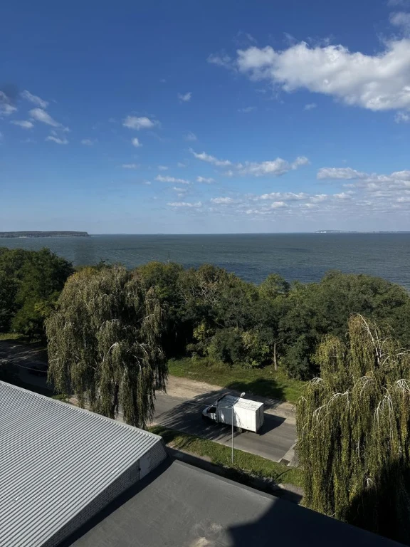 Продаж 2 кімн. квартири з неперевершеним видом на Дніпро