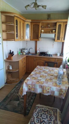 Продається трьохкімнатна квартира