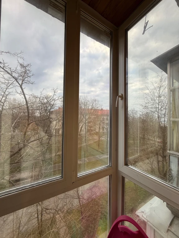 Квартира 3-кімнатна 77 м.кв. р-н Площа