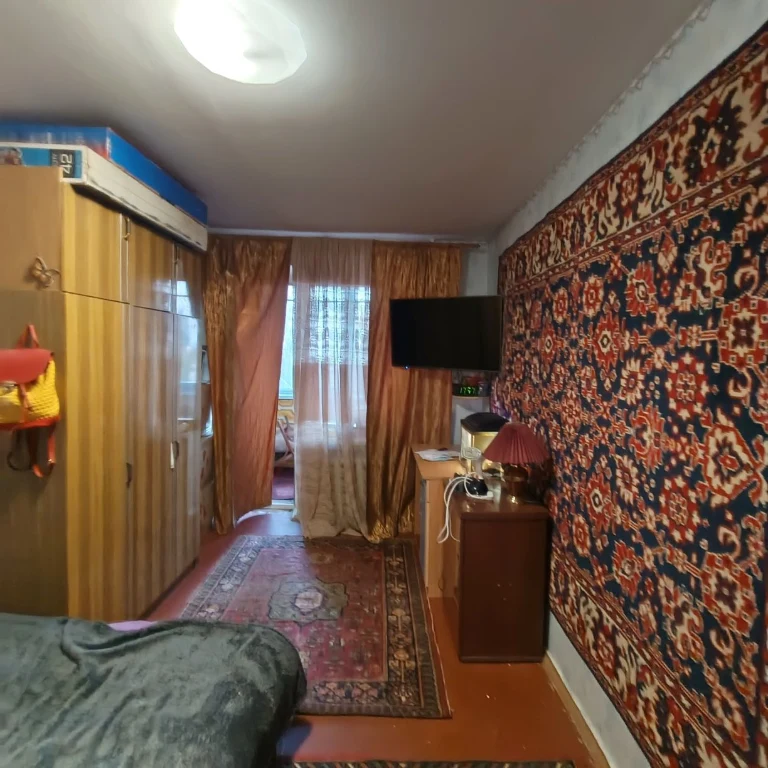 Продаж 3х кімнатної квартири у Світловодську.