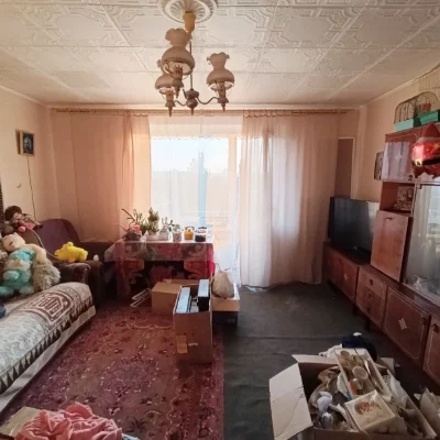 Sale of a 3-room apartment in Svitylovsk.