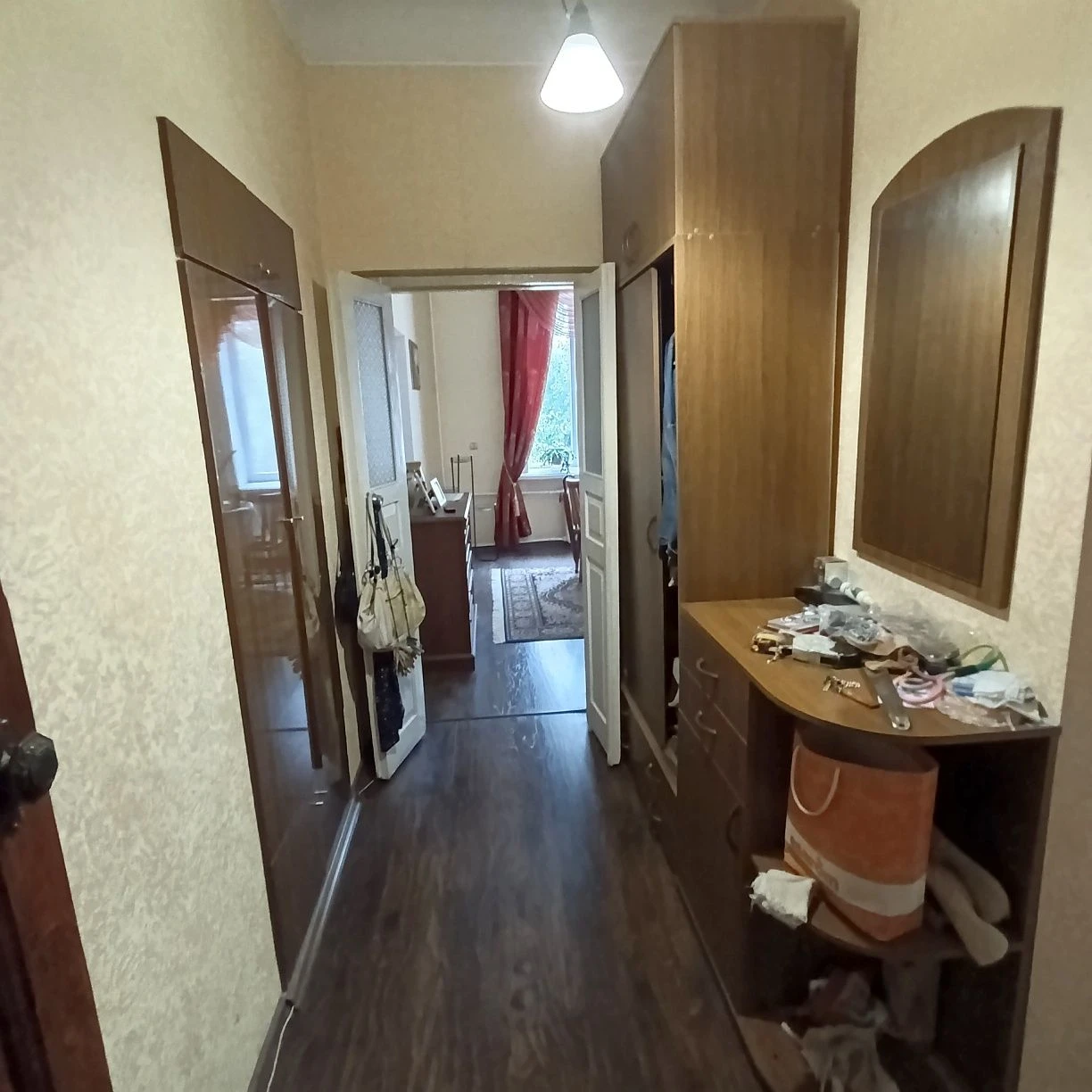 Продаж 3х кімнатної квартири у Світловодську.