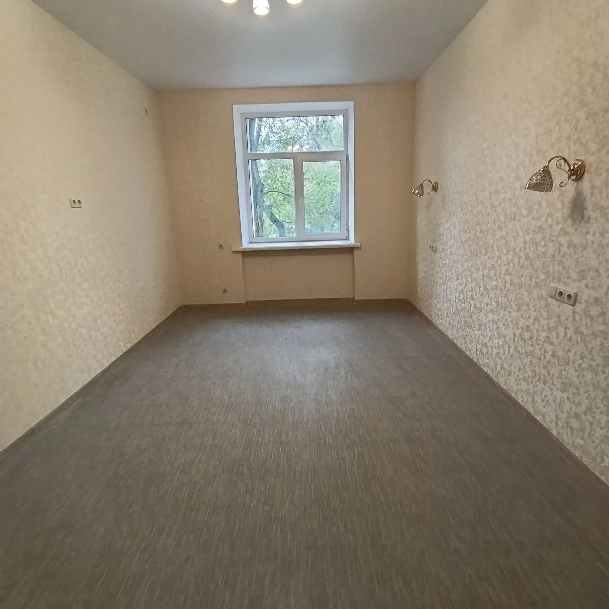 Продаж 2х кімнатної квартири у Світловодську