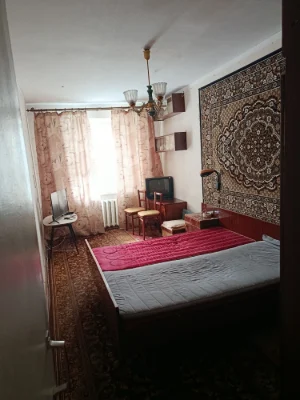Продам 2хкімнатну квартиру в центрі міста