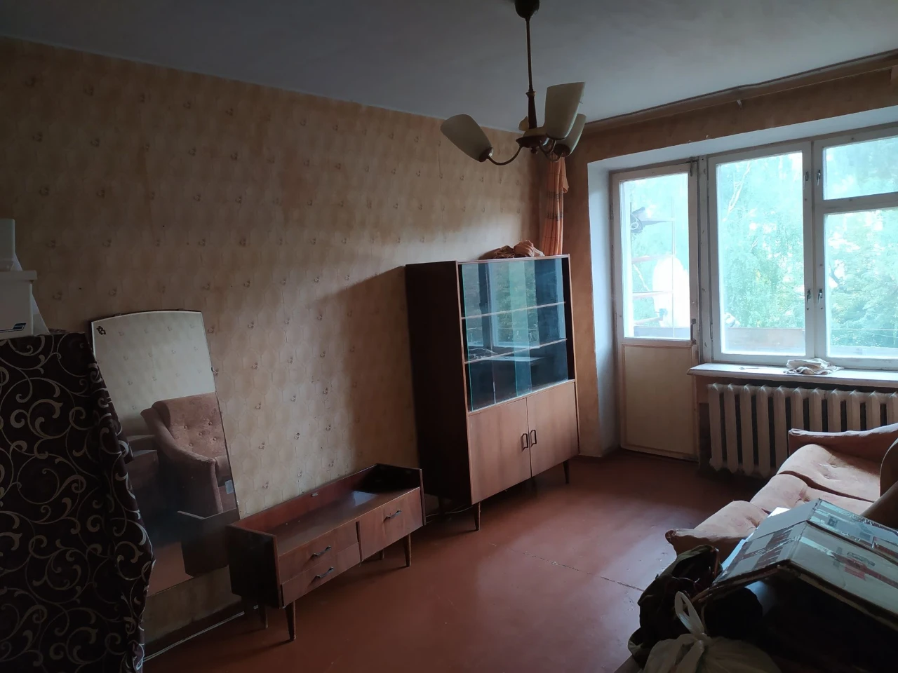 Продам трёх комнатную квартиру