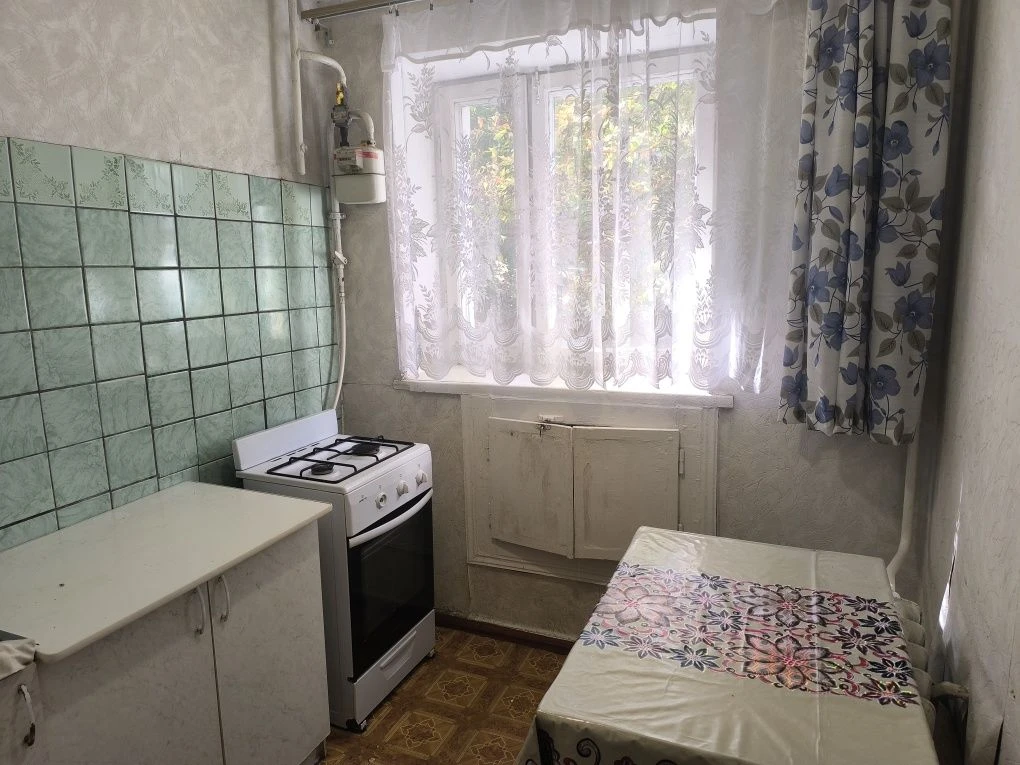 Продам однокомнатную квартиру 10500