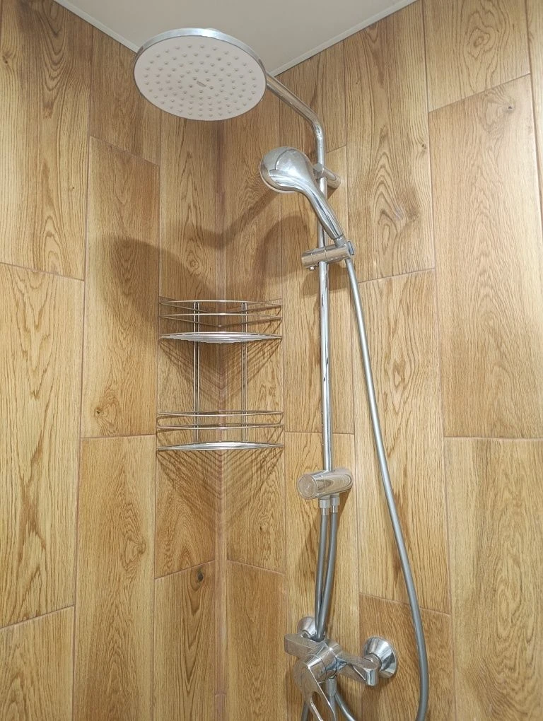 Продається 2 кімнатна квартира з ремонтом