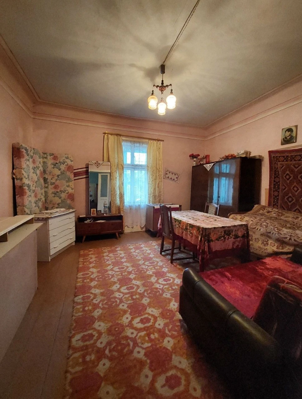 Продаж 1кімн квартири 46.9м2  в. І. Франка м. Борислав