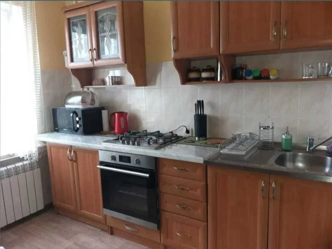 1 кімнатна квартира (чешка) 37м кв. з меблями і технікою