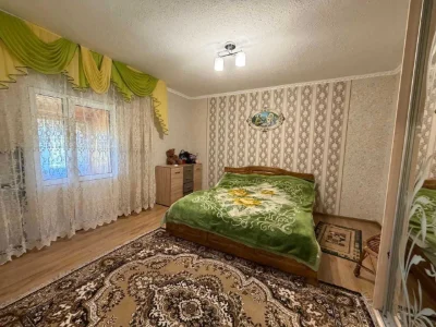 Продається простора 3-кім. квартира, з видом на гори у м. Бо