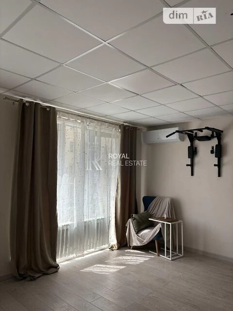 Sale of 3-room apartment 103.3 sq. m. on Oleksandrivska 1 • I
