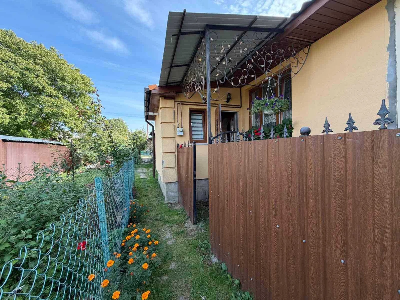Продаж 1 кімнатної квартири, район "Бані" у м. Борислав!