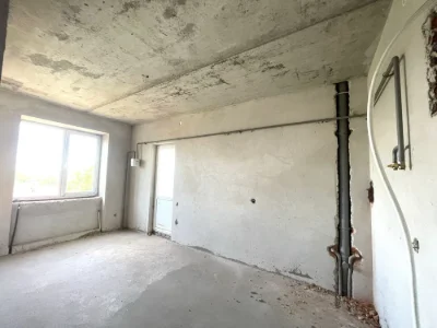 Продається трикімнатна квартира в новобудові