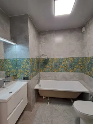 Продам 1 кімнатну нову квартиру. Ремонт. Меблі. Городок.Льві