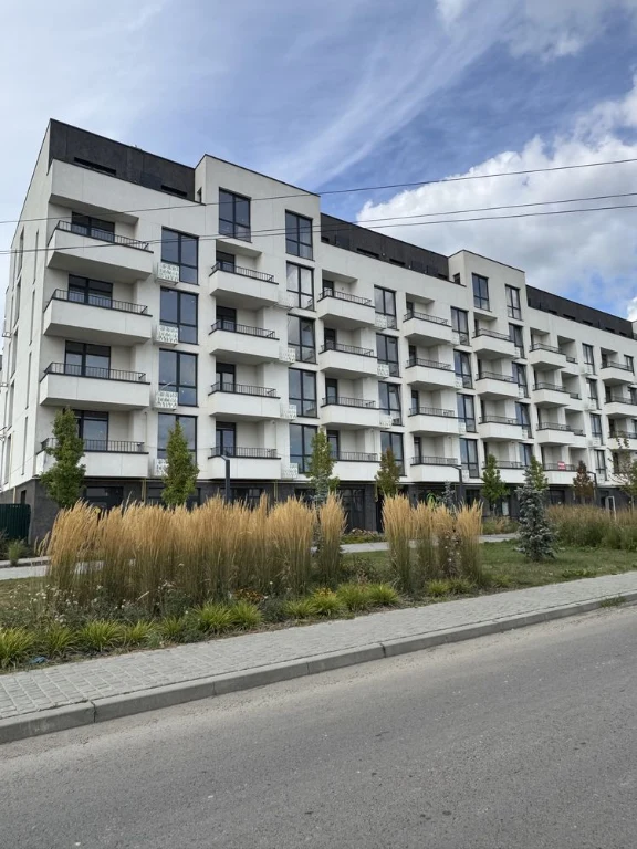 Продаж просторої 1-кім квартири в Городку