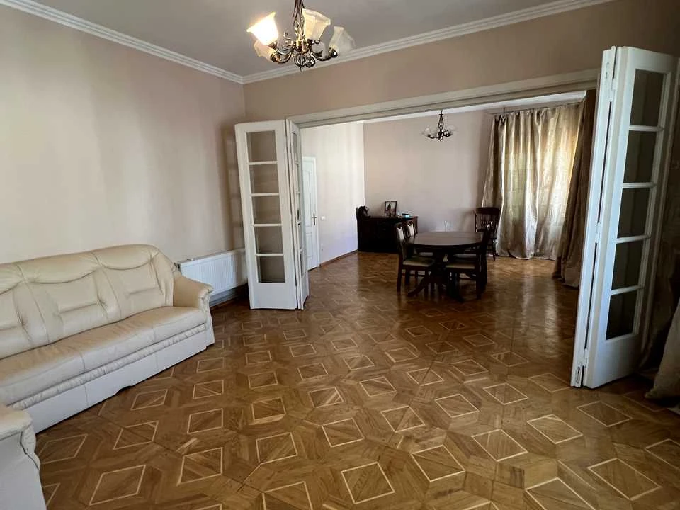Квартира. Дрогобич, Юрія Дрогобича вул.