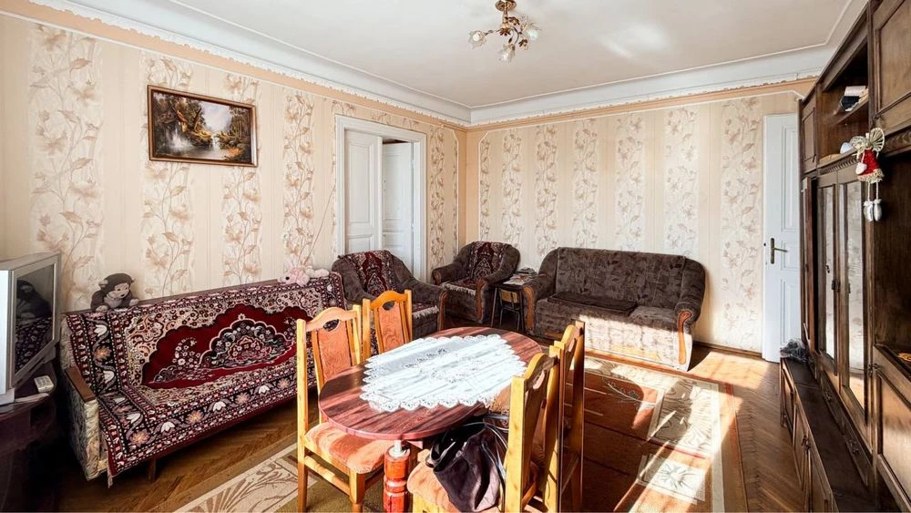 Продається 2 кім квартира ближній центр Дрогобич