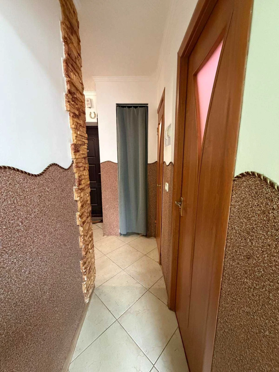 Терміновий продаж 2-кімнатної квартири у м. Дрогобичі, вул.