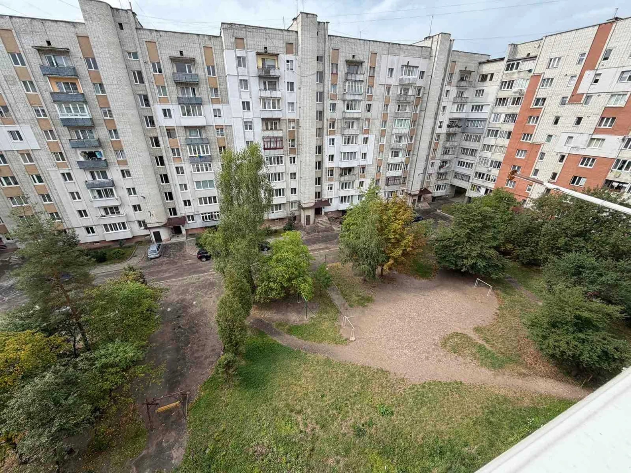 Терміновий продаж 2-кімнатної квартири у м. Дрогобичі, вул.