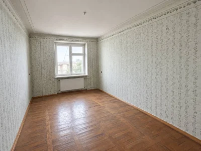 Продаж 4х кімнатної квартири у Дрогобичі по вул. Стрийській.
