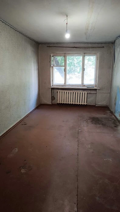 Exclusive. 2-room apartment for sale. Nemyshlyanskyi district, Lva Landa Ave.