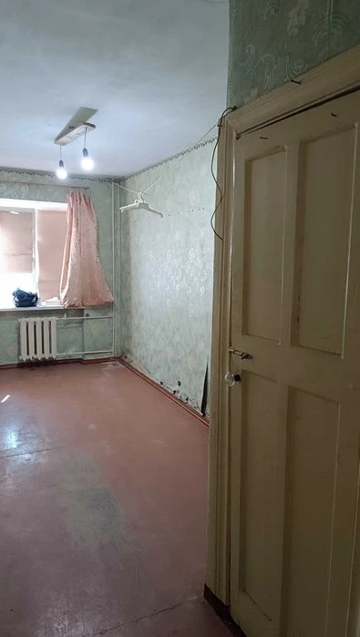Exclusive. 2-room apartment for sale. Nemyshlyanskyi district, Lva Landa Ave.