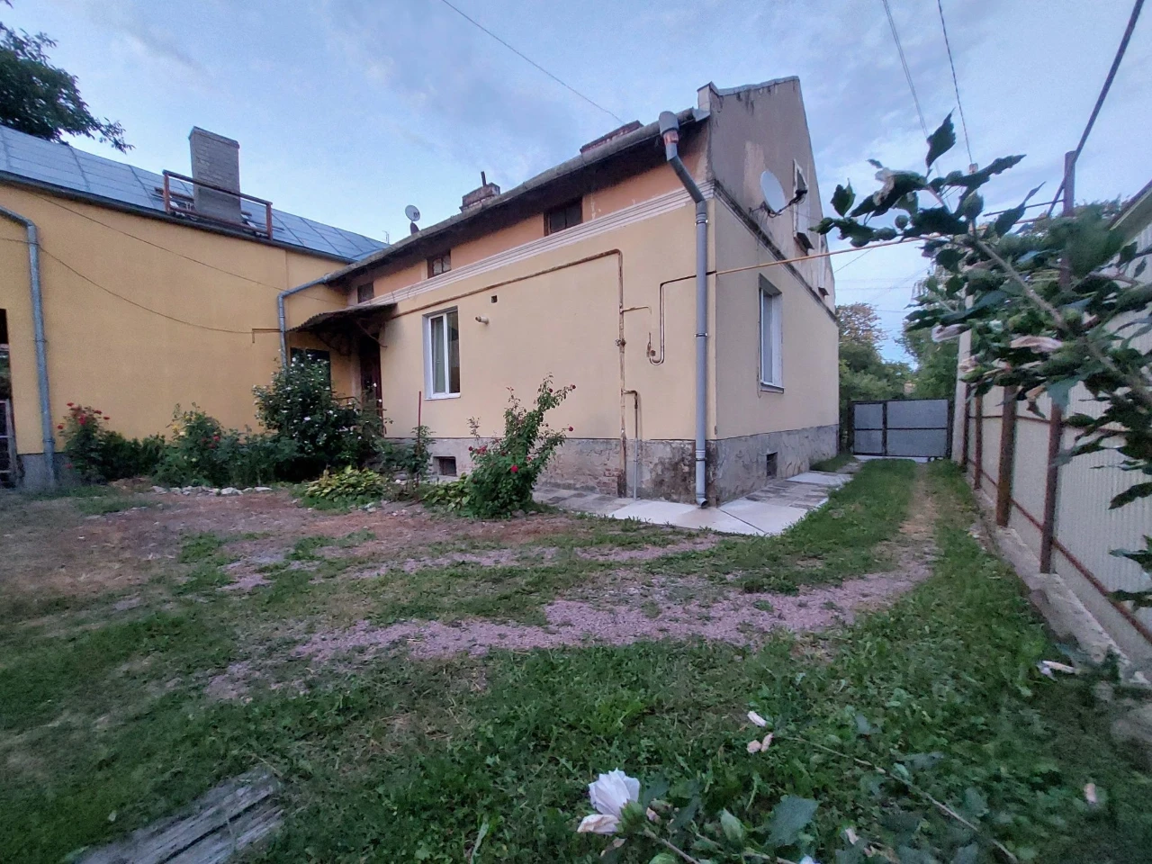 Продаж 4 кім квартири 102,8м2 вул. Чмоли м. Дрогобич