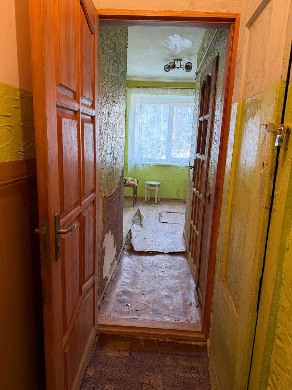 Продаж нестандартної 1 кімнатної квартири, ближній центр, м.