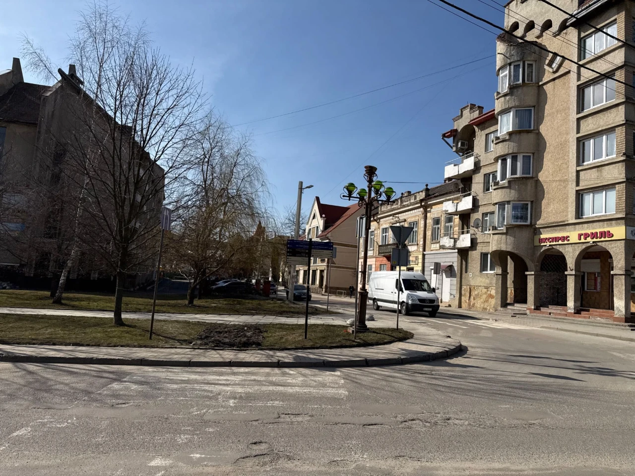 2-кімнатна квартира, 49.8 м², 3 поверх,  Дрогобич