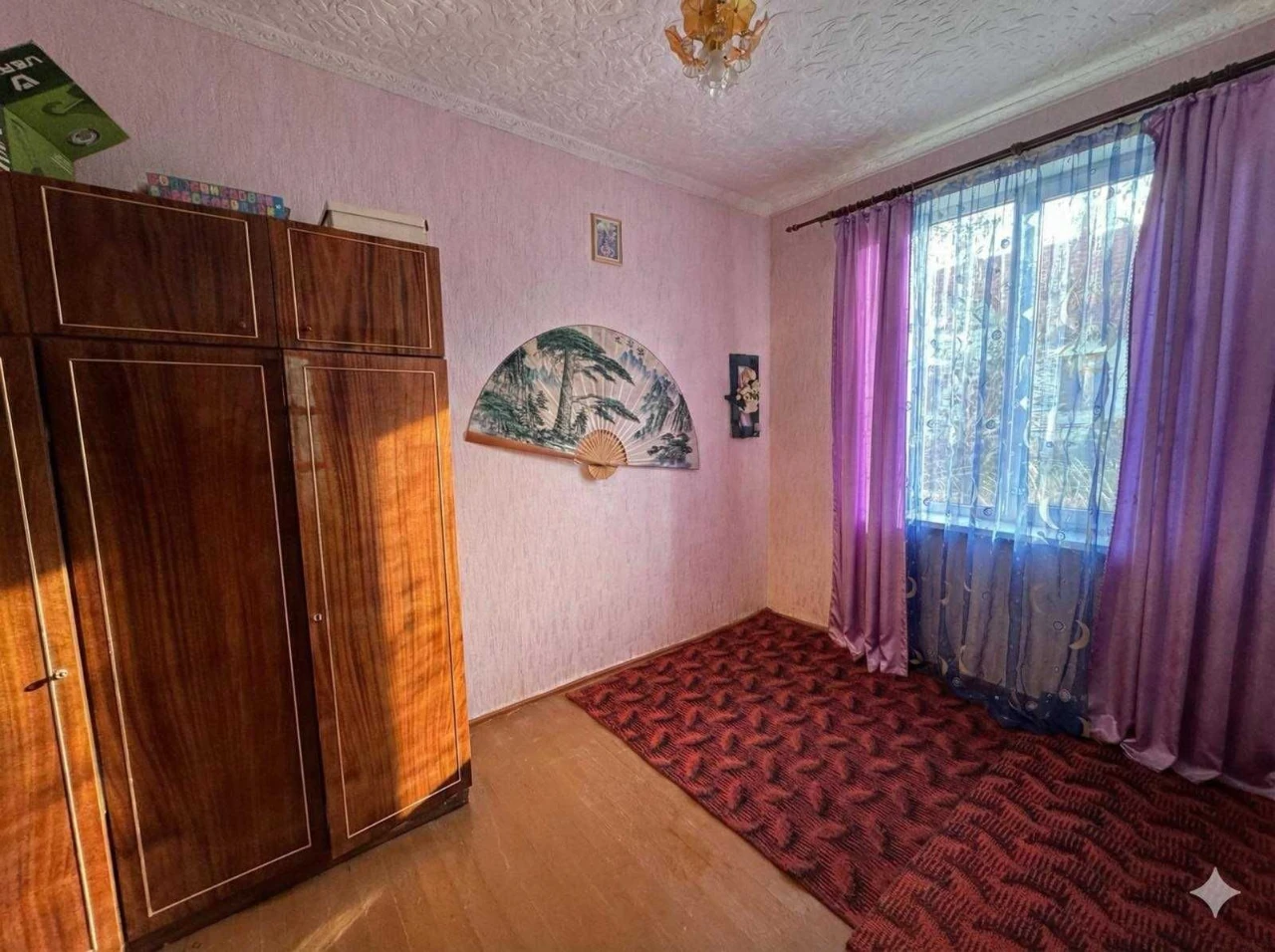 Продаж 3-х кімнатної квартири, будинкового типу + земля, м.