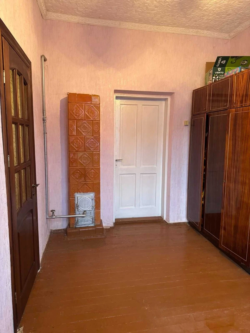 Продаж 3-х кімнатної квартири, будинкового типу + земля, м.