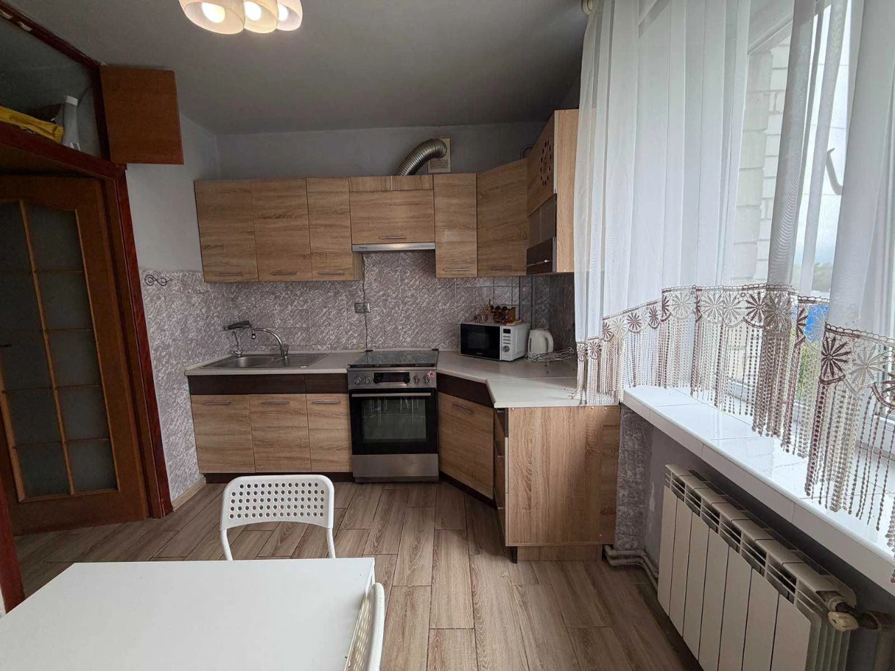 Продаж 3-х кімнатної квартири, біля магазину "Світанок", м.