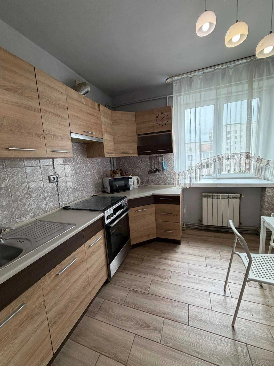 Продаж 3-х кімнатної квартири, біля магазину "Світанок", м.