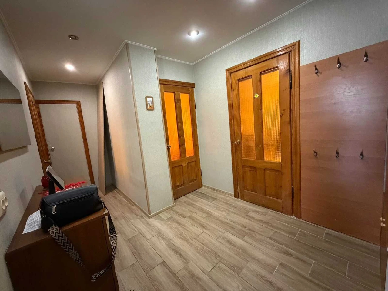 Продаж 3-х кімнатної квартири, біля магазину "Світанок", м.