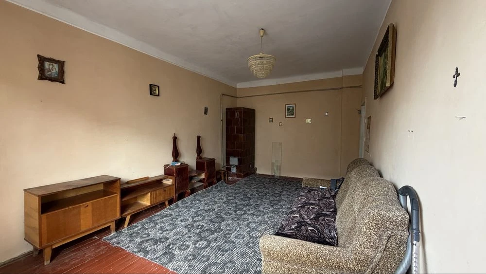 Продаж 2-кімнатної квартири в центрі Дрогобича