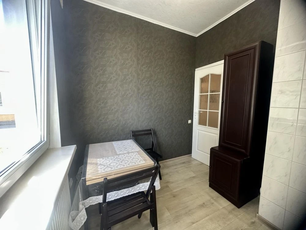 Продаж 4-кімнатної квартири в центрі Дрогобича