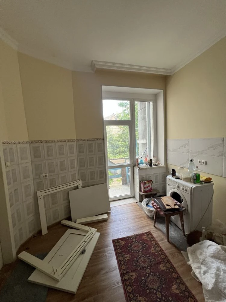 Продаж квартири Львівська область Дрогобич 87 м2 центр поруч