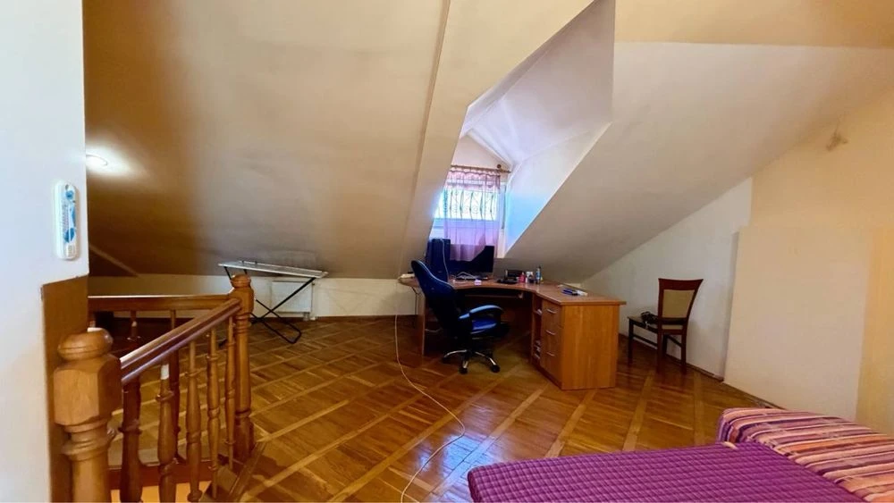 Продається 3-кімн квартира, історичний центр м. Дрогобича.