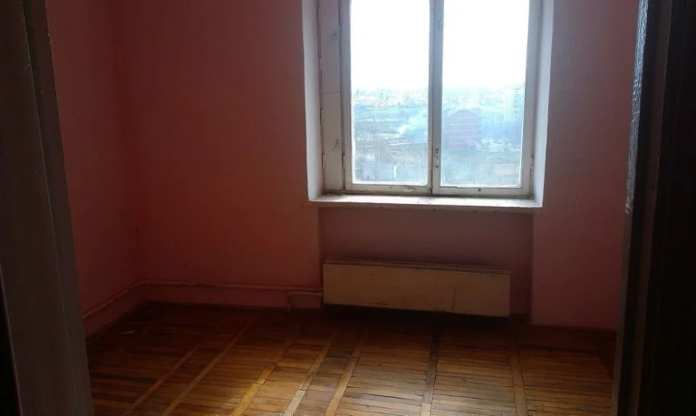 Продам 3-х.комнатную квартиру в г.Дрогобич, ул. Самборкая,10